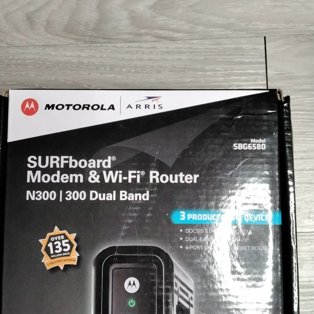 Arris Surfboard Modem & WiFi Router Model SBG6580 - Picture 3 of 9